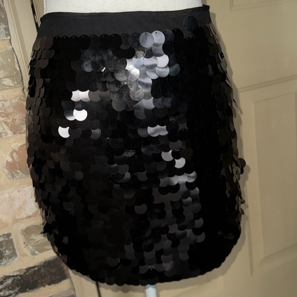 Shinestar Black Sequin Mini Skirt Large Round Sequins Size Medium - Picture 2 of 13
